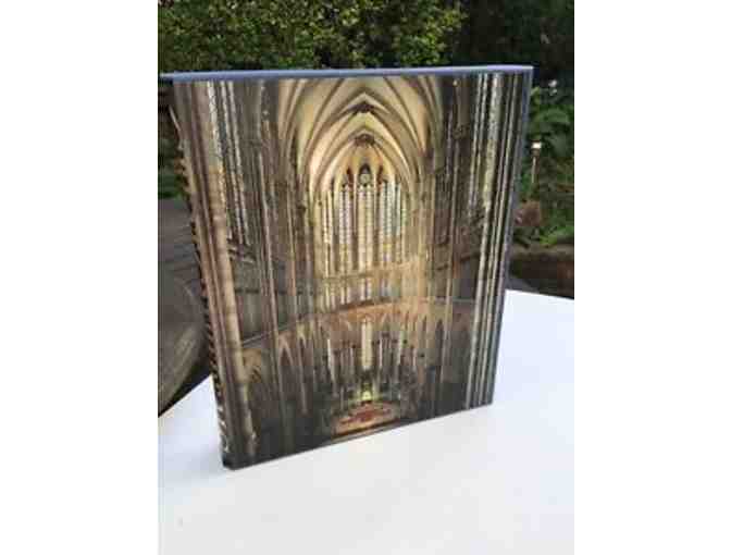 Great Cathedrals of the Middle Ages (New condition!)