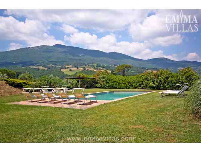 One Week Stay Italian Vacation Villa in Tuscany or Umbria (Sleeps 4-6) - Emma Villas