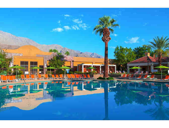 Premier Desert Shopping Oasis (Palm Springs, CA)>3 Days for 2 at the Renaissance+$500