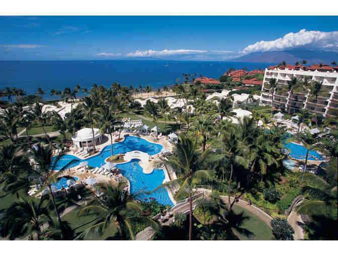 Pacific Vacation Paradise, Maui *7 Days/6 Nights at Fairmont Kea Lani + $500 Gift Card