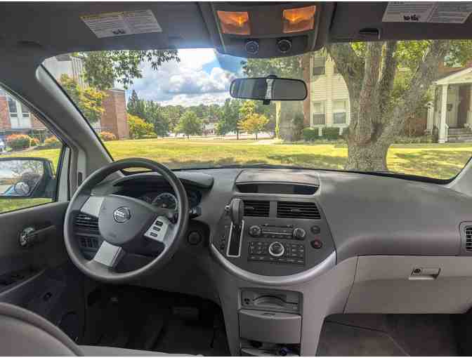 2009 Nissan Quest!