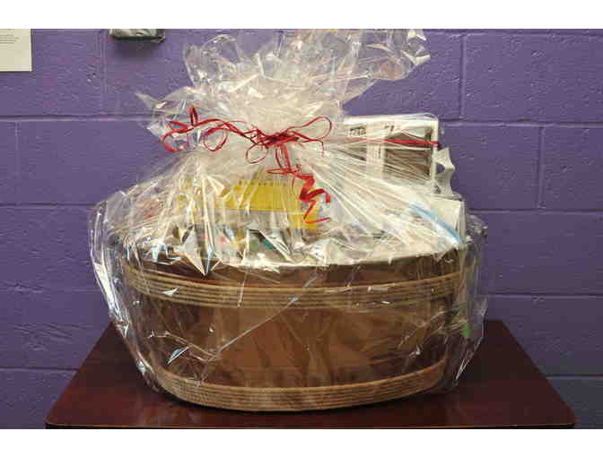 Mrs. Crockett's Class Art Basket - Sponsored by Hanaro Pharmacy