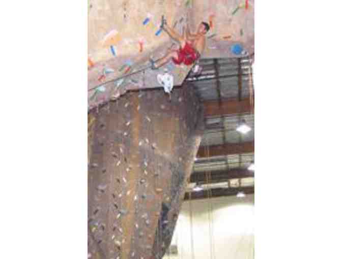 Two Intro to Climbing Classes, Bouldering or Day Passes