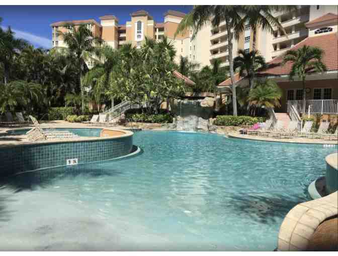 One WEEK Stay at a Beautiful 3 BR Condo in Naples, Florida!- Live Preview ONLY!