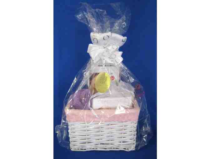 Advanced Cosmetic Surgery & Laser Center Gift Basket