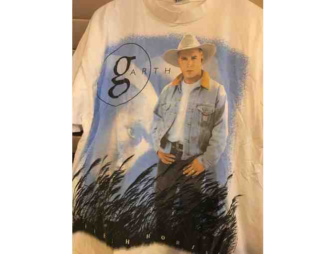 Vintage Garth Brooks World Tour Concert T-shirt-1996