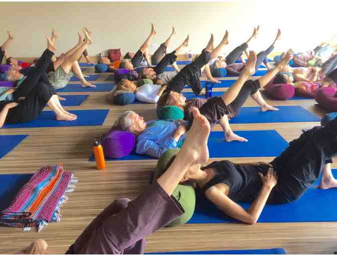 1 month unlimited yoga at yoga loft