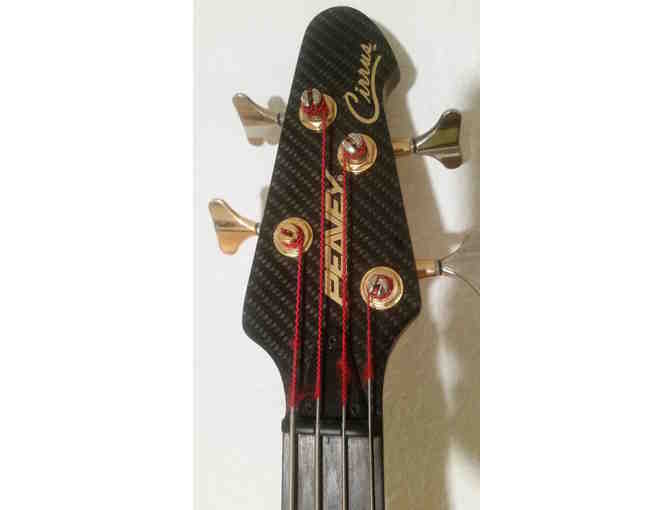 Peavey Cirrus USA Electric Bass