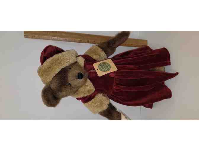 Boyds Bears Lara