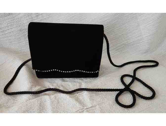 #4 - Le Regale Shoulder Bag with Chain Strap - Elegant & Timeless