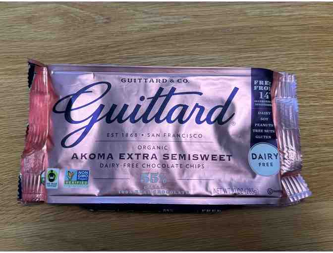 Guittard Akoma Extra Semisweet Chocolate Chips | 10 oz bag