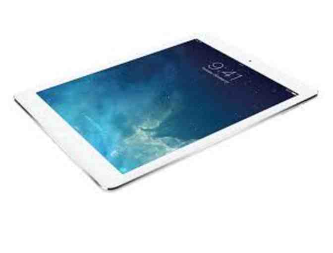 Apple iPad Air (White with silver)