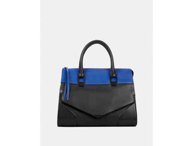 Pour La Victoire Prouve Satchel