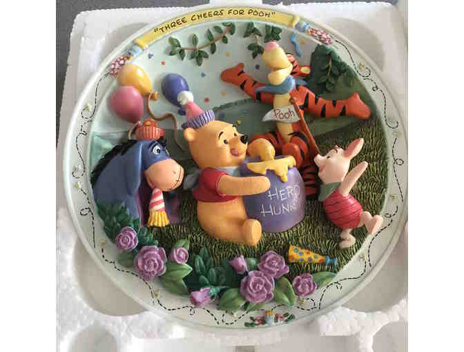 Winnie the Pooh and Friends Ltd Ed Dimensional Plates - set of 2