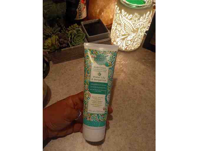 Scentsy Water Lily and Bergamot Body Creme