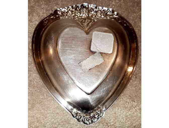 International Silver Laurel Mist Heart Shaped Candy Dish