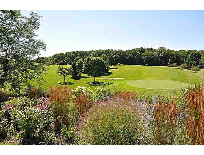 Enjoy Golf for 4 @ Lakewood Golf Club Lake Genva,WI + $100 Food Credit