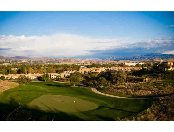 Enjoy Golf for 4 @ The Oaks Club at Valencia,Ca + $100 Food Credit