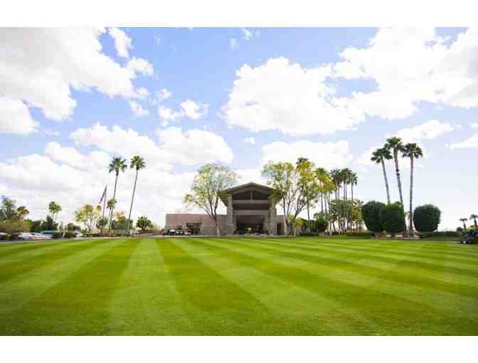 Enjoy foursome Arrowhead Country Club Glendale, AZ + $200 Food Credit