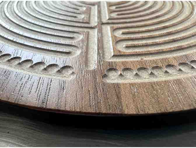 Chartres Labyrinth in Walnut Laminate | 7 inch