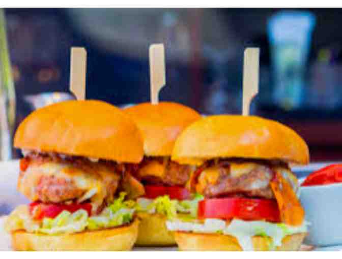 $100 Perry's Restaurant Gift Card