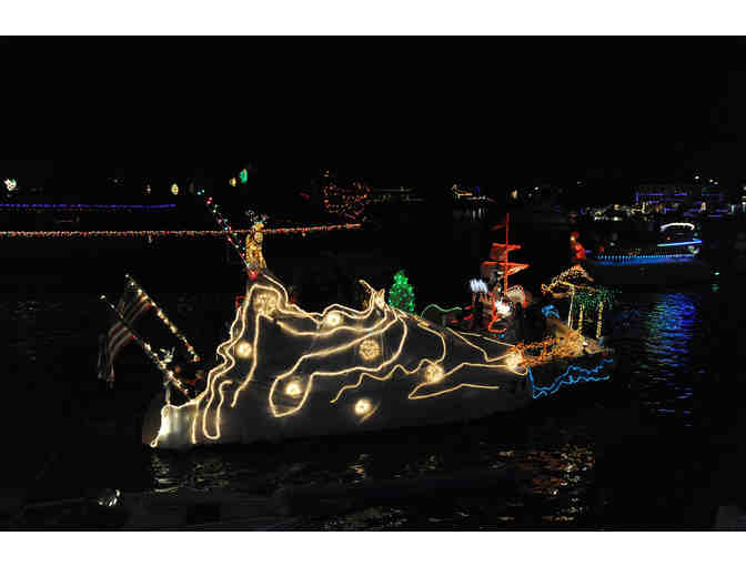 Experience: Harbor Boat Parade Cocktail Party with Waverly Parent, Lillian Manzella