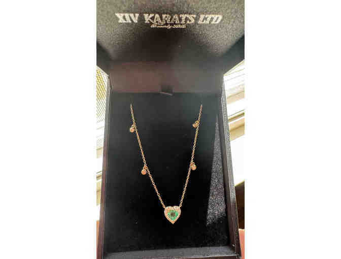 XIV Karats - 14 Karat Yellow Gold and Diamond Necklace with Heart Emerald - Photo 1