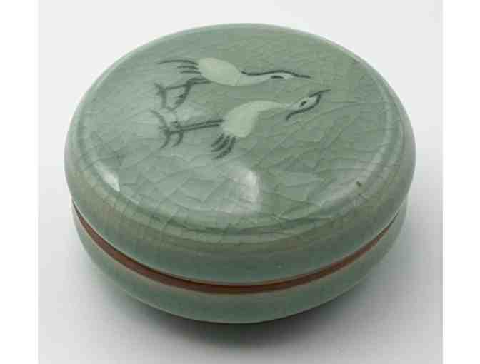 Traditional Korean Green Celadon Small Pottery Box