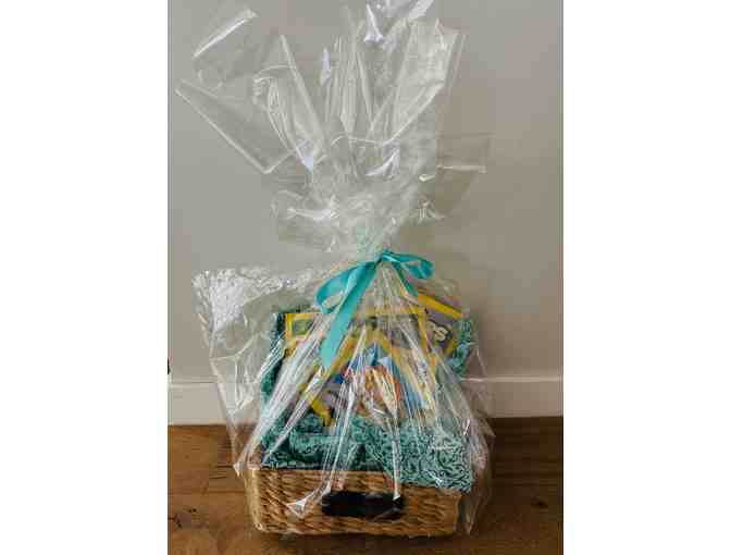 Book Jewel: National Geographic Book Basket