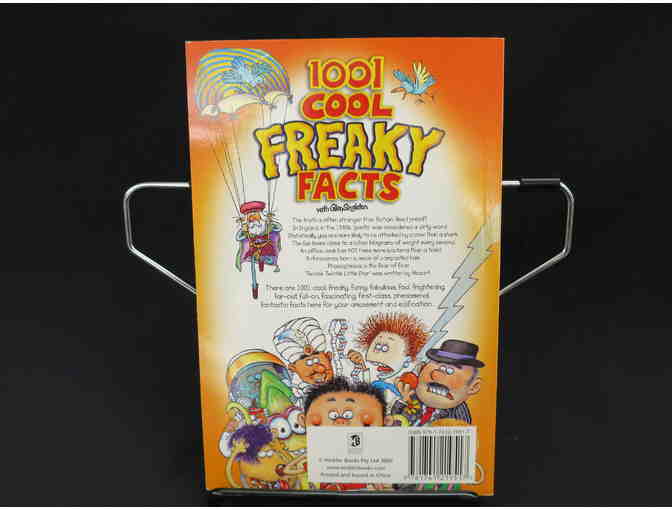 1001 COOL FREAKY FACTS AND COOL JOKES BOOK SET