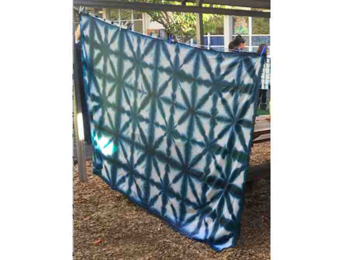 WSP Eighth Grade - Shibori/Indigo 8 pt Star Fold Pattern Table Linen/Napkin set