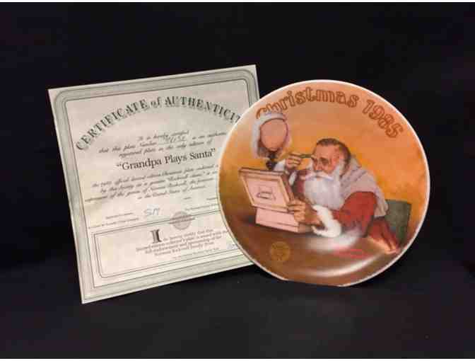 1985 Rockwell Grandpa Plays Santa' Plate'