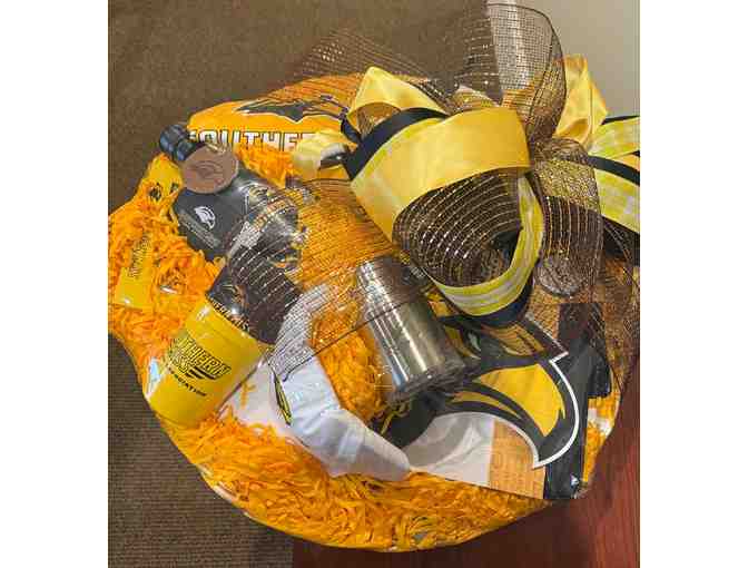 USM Gift Basket